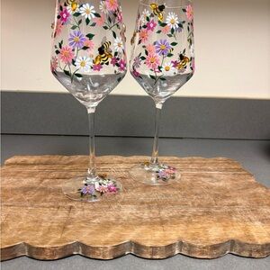 Hand-Painted Floral & Bee Wine Glasses – Set of 2